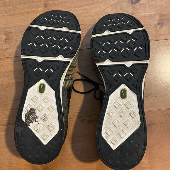 Nike Flyknit Trainer Multi-Color - Picture 5 of 6